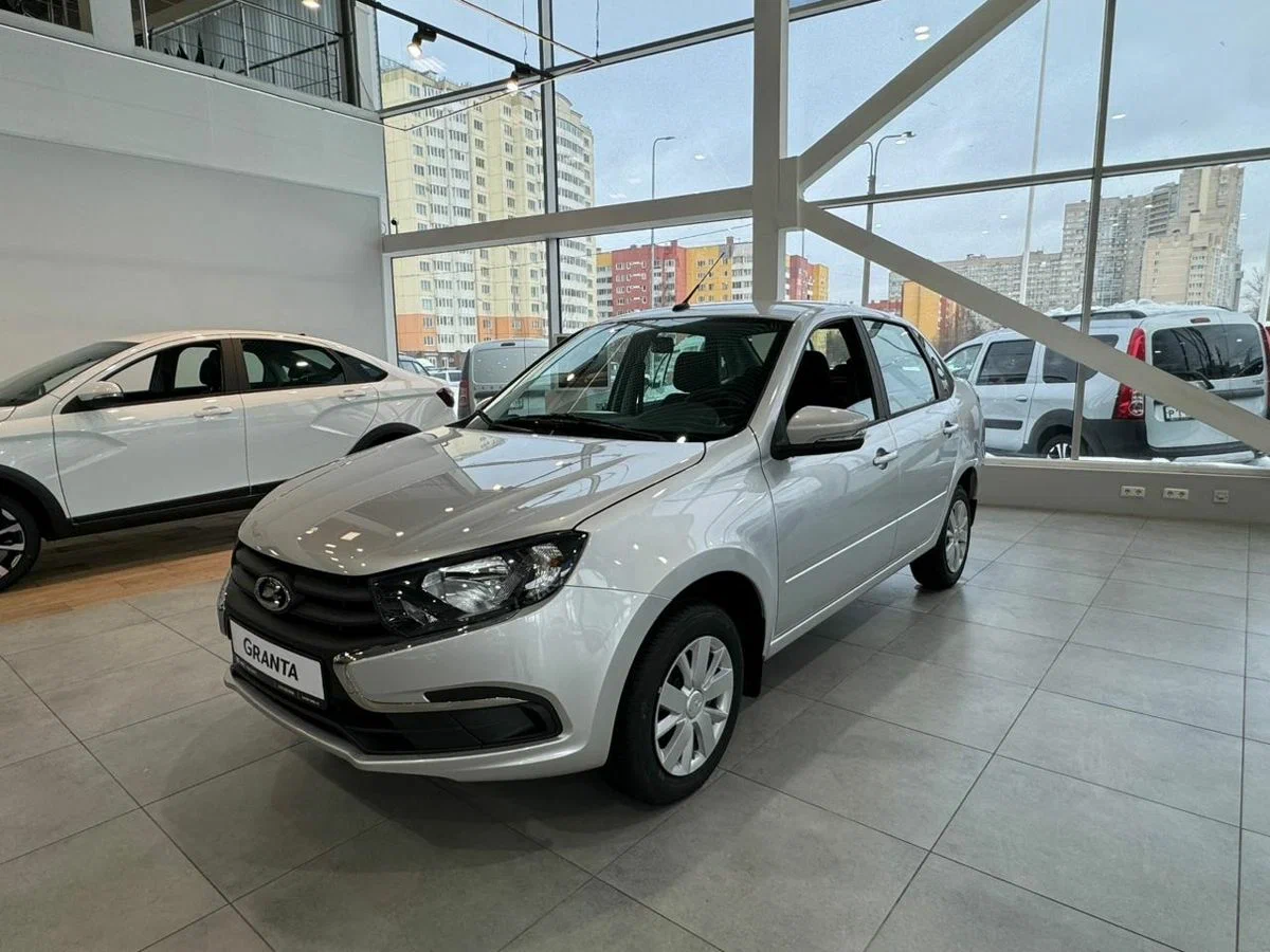 Купить Lada Granta Седан в Екатеринбурге