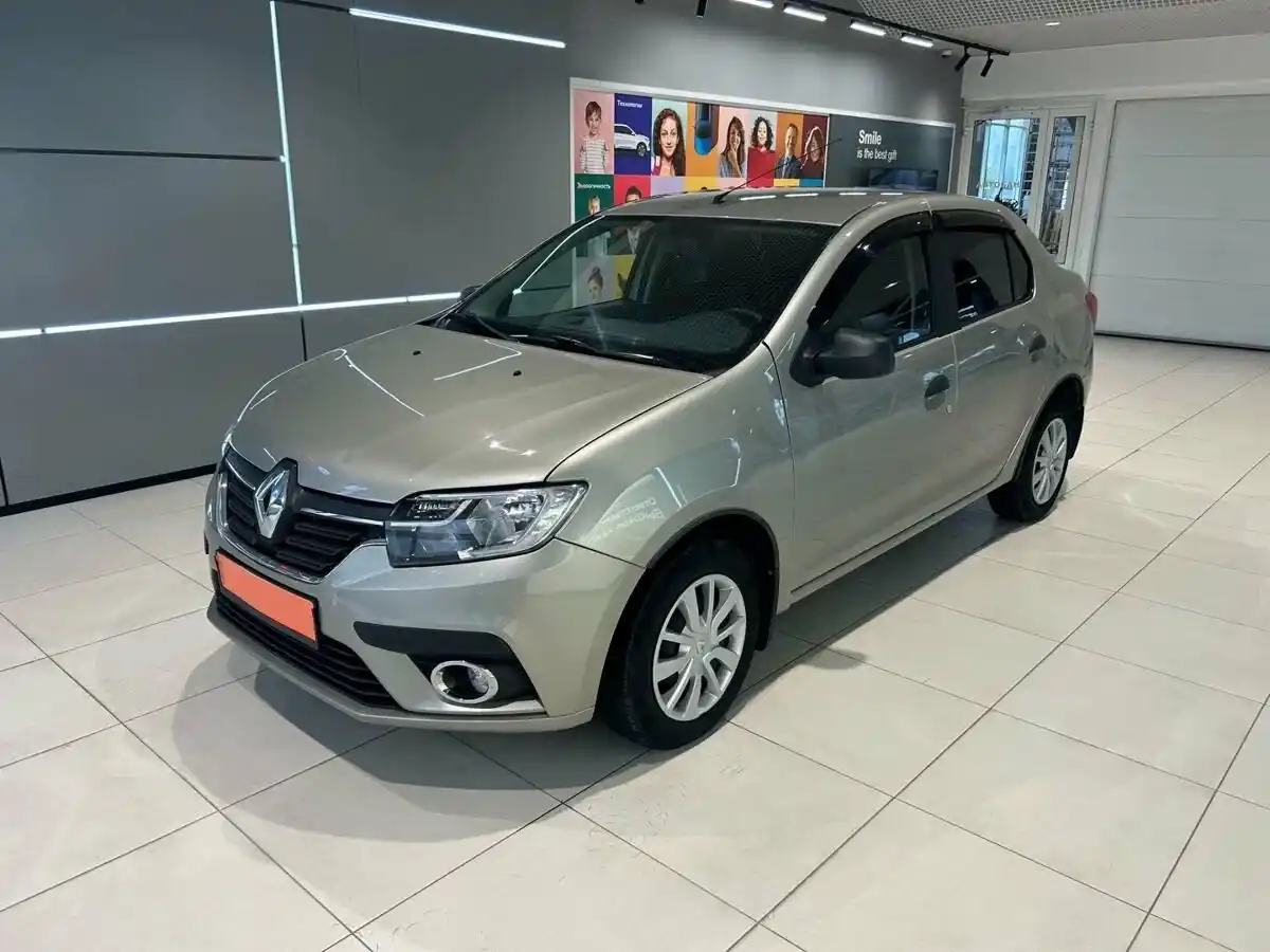 Купить Renault Logan в Екатеринбурге