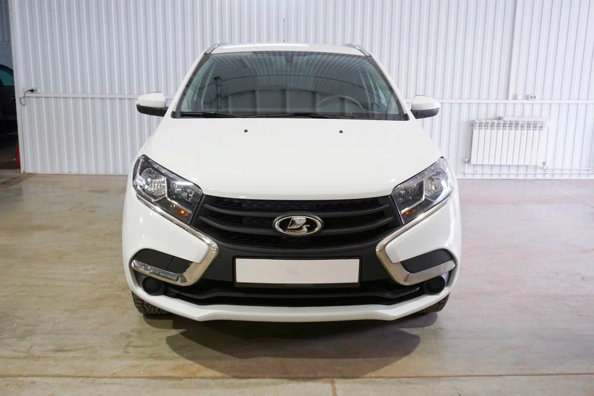 Купить Lada Xray в Екатеринбурге