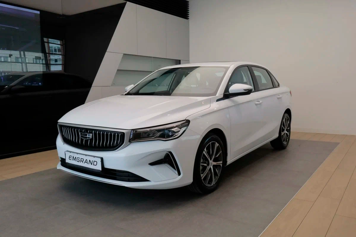 Купить Geely Emgrand в Екатеринбурге